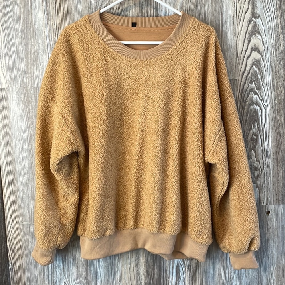 Teddy sweatshirt in tan, L
